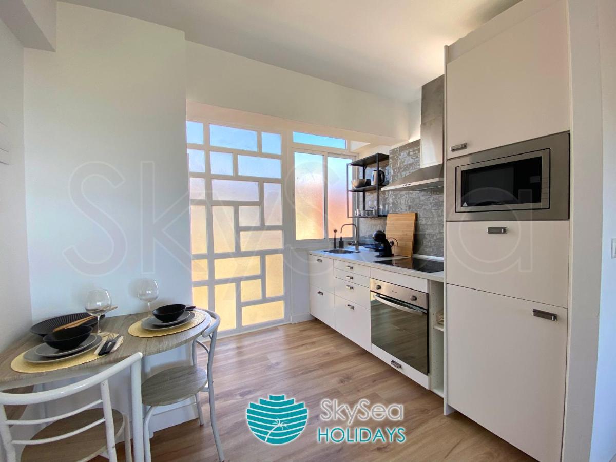 Apartament Skyseaholidays Torremolinos Centro Zewnętrze zdjęcie
